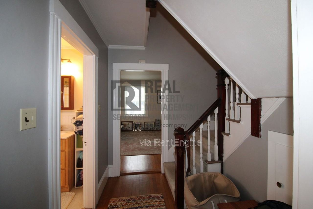 4749 High St #B - Photo 7 of 21