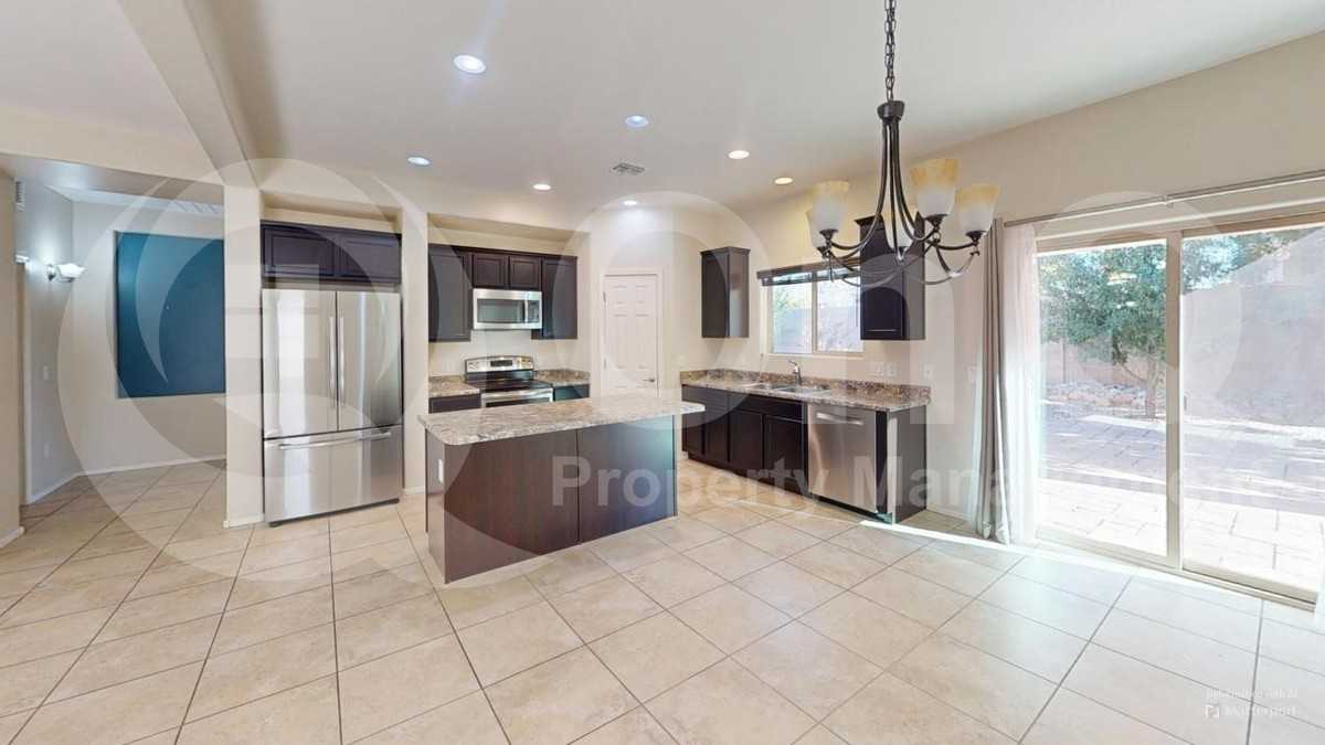 8807 W Irongate Rd - Photo 3 of 16