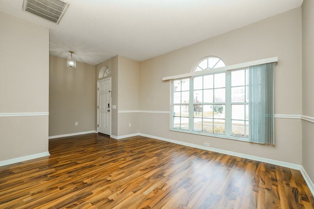 5100 Windingbrook Trl - Photo 3 of 16