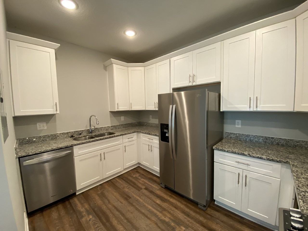 2921 29th Ave S #6 - Photo 5 of 21