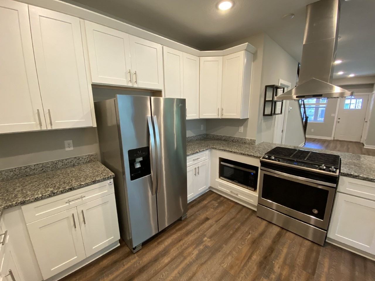 2921 29th Ave S #6 - Photo 6 of 21