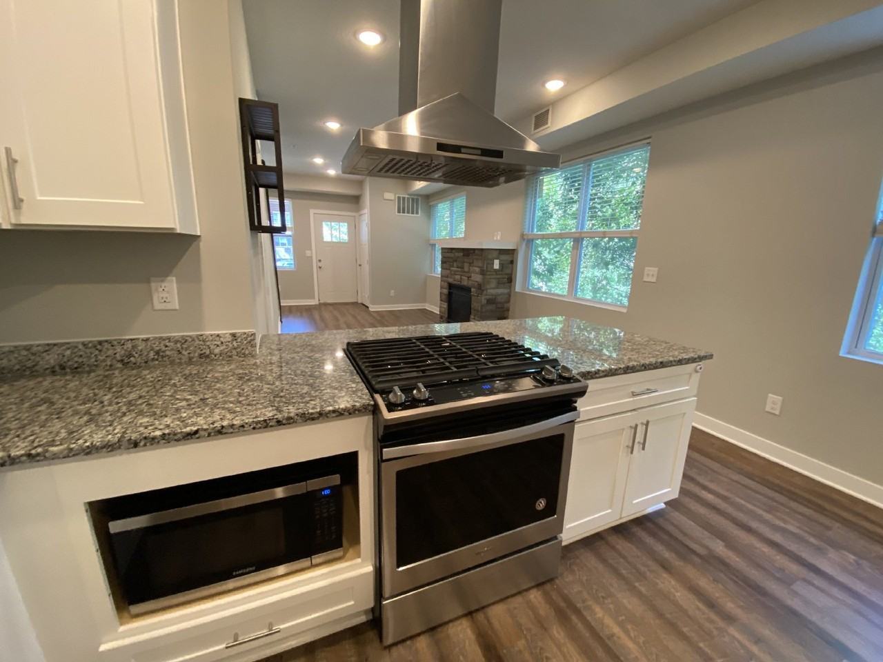 2921 29th Ave S #6 - Photo 7 of 21