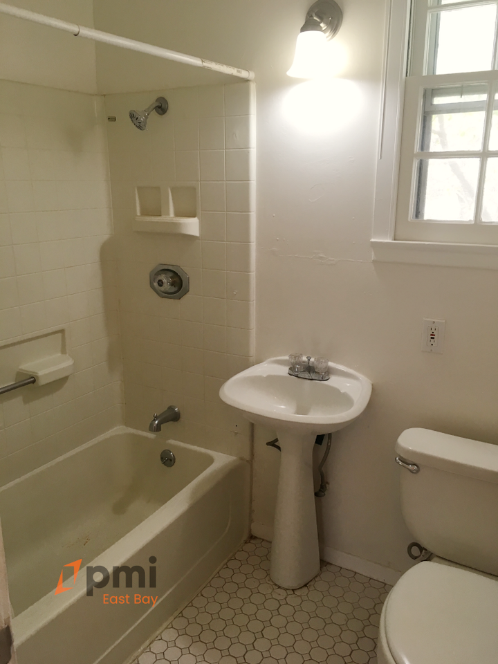 5 Rodgers St - Photo 4 of 13