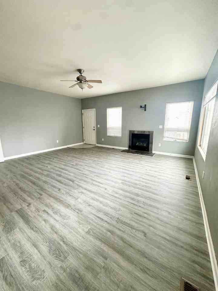 3612 Rock Springs St - Photo 6 of 28