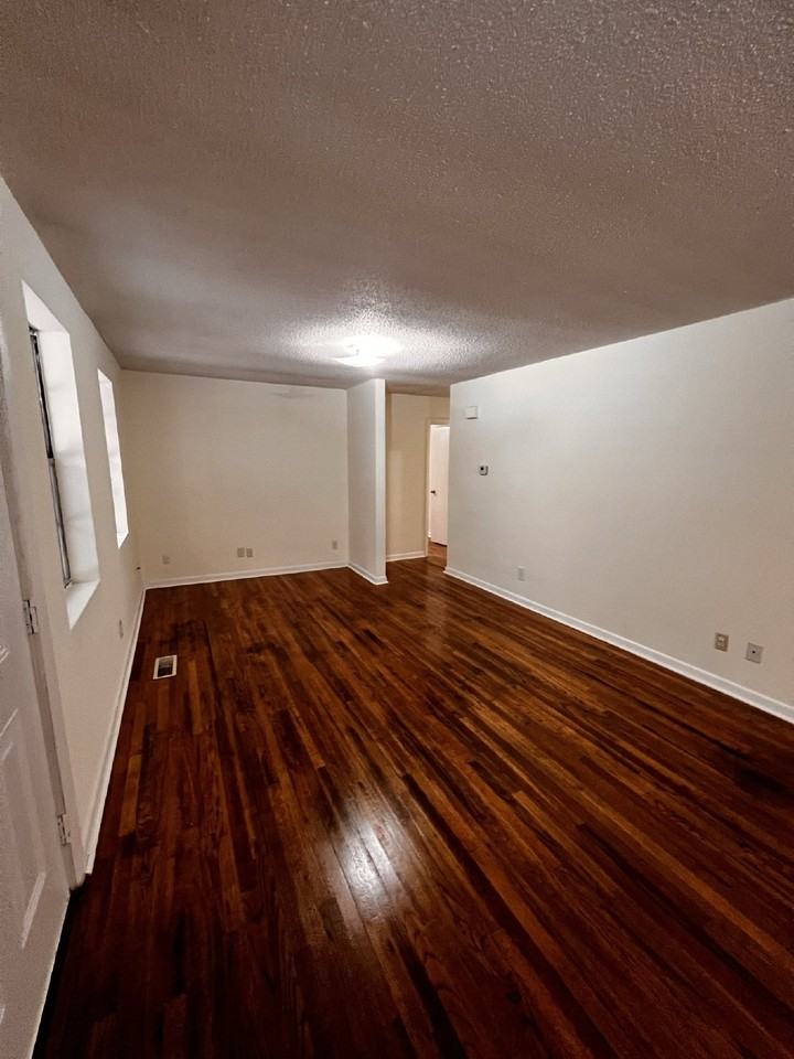 103 Bessie Bryant Rd - Photo 2 of 12