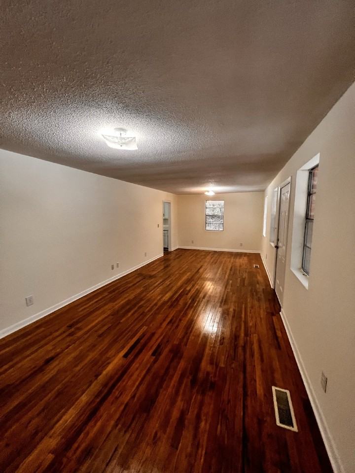 103 Bessie Bryant Rd - Photo 3 of 12