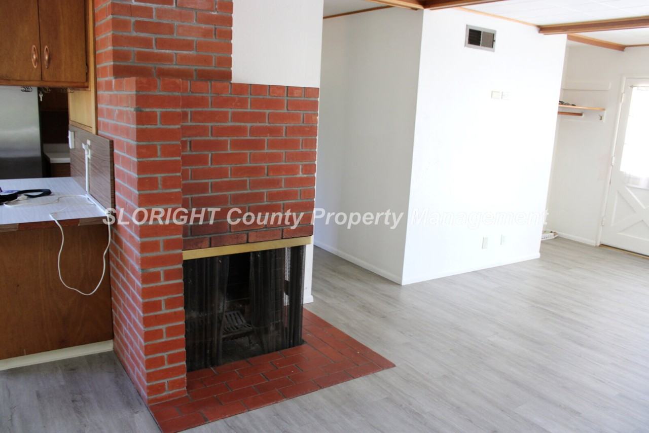 577 Princeton Pl - Photo 5 of 13