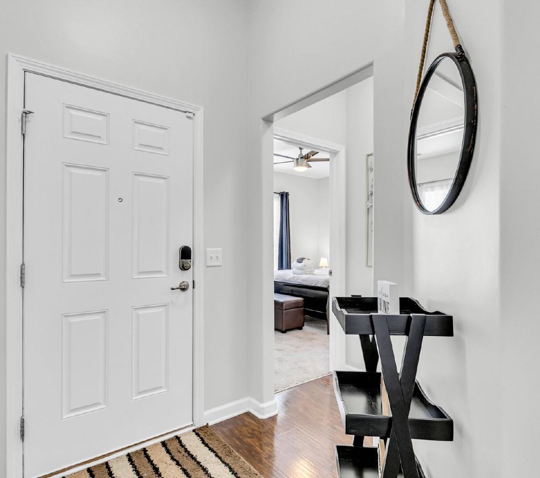 88 Crystal Lake Dr - Photo 4 of 33