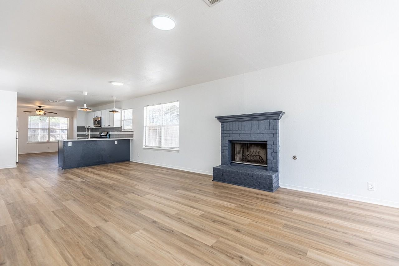 2012 Balsam Way - Photo 4 of 30