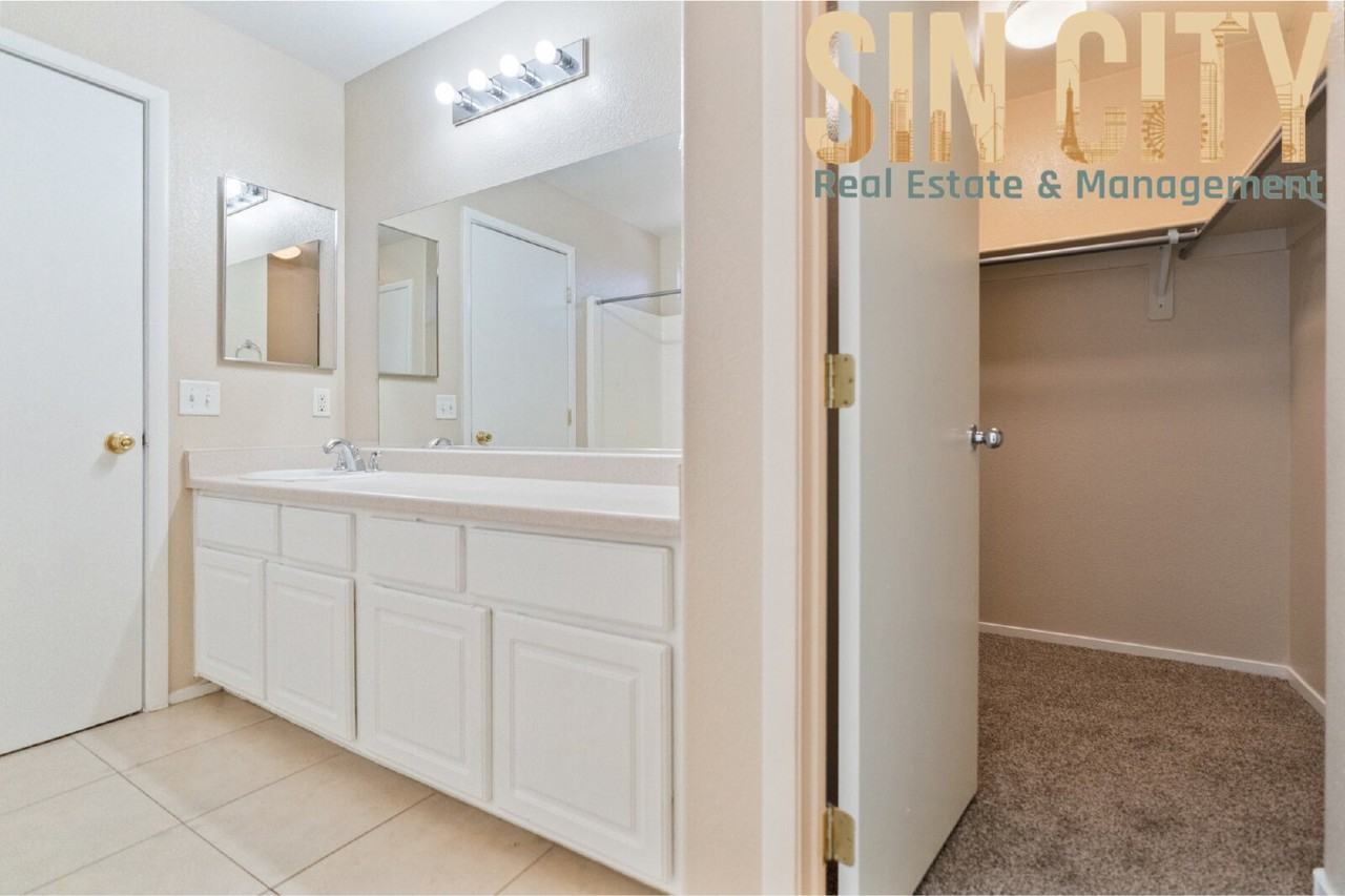 5022 Sapphire Light St - Photo 6 of 16