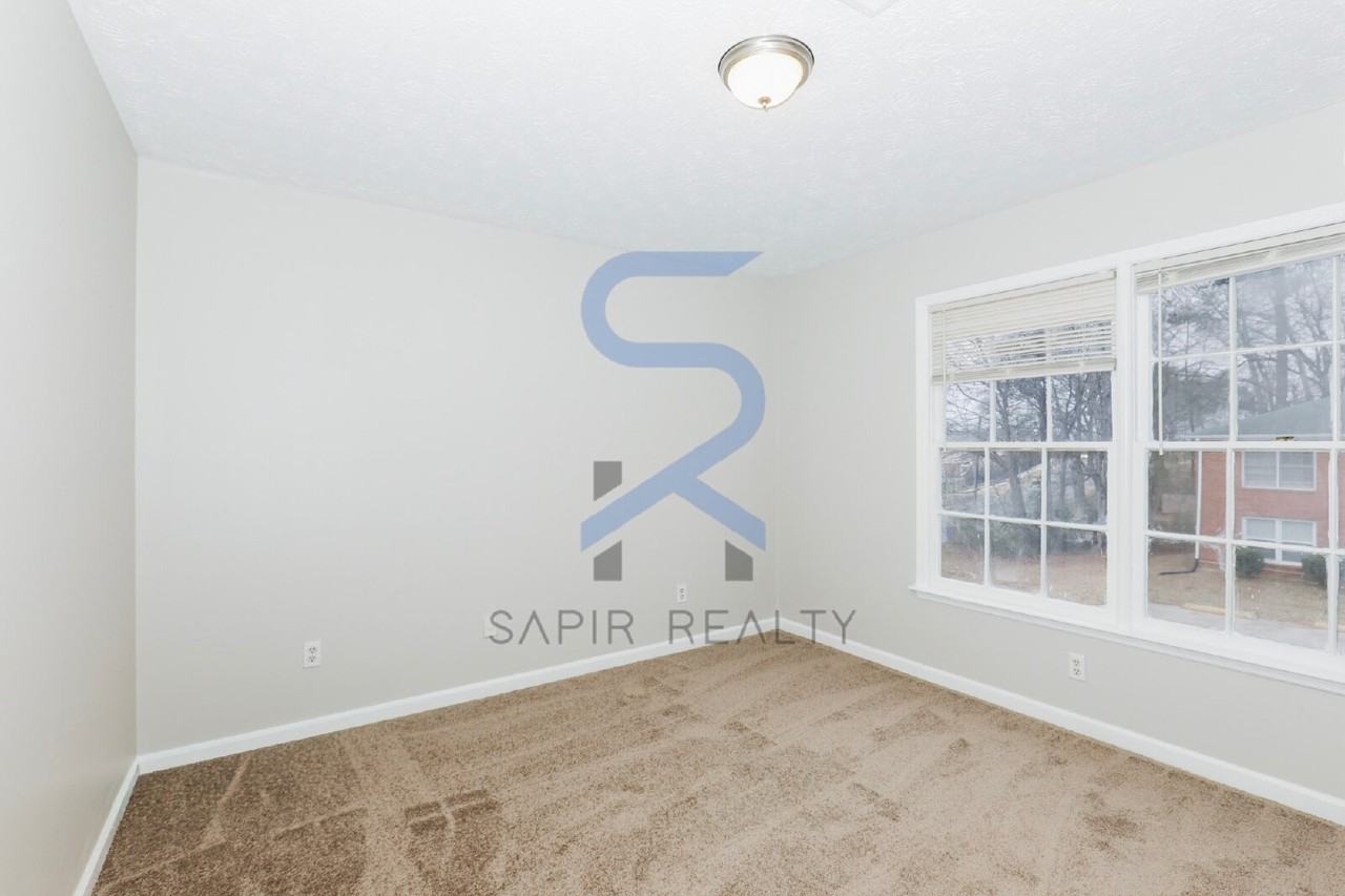 6682 Chupp Rd Apt D - Photo 7 of 12