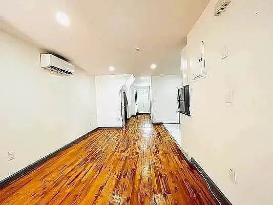 241 Fountain Ave - Photo 4 of 10