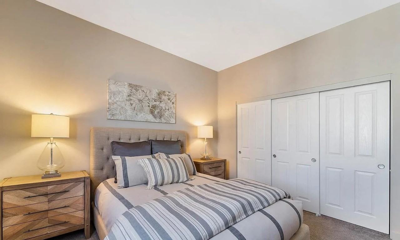 20 S 2nd St - Photo 5 of 10