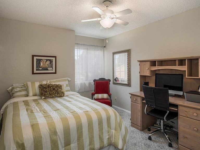 2529 Purvis Ave - Photo 3 of 22