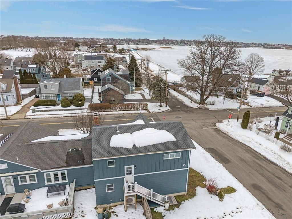 97 Eustis Ave ##2 - Photo 3 of 34