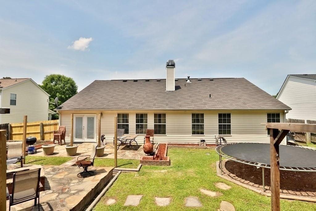 3151 Greenbrier Ct - Photo 2 of 16