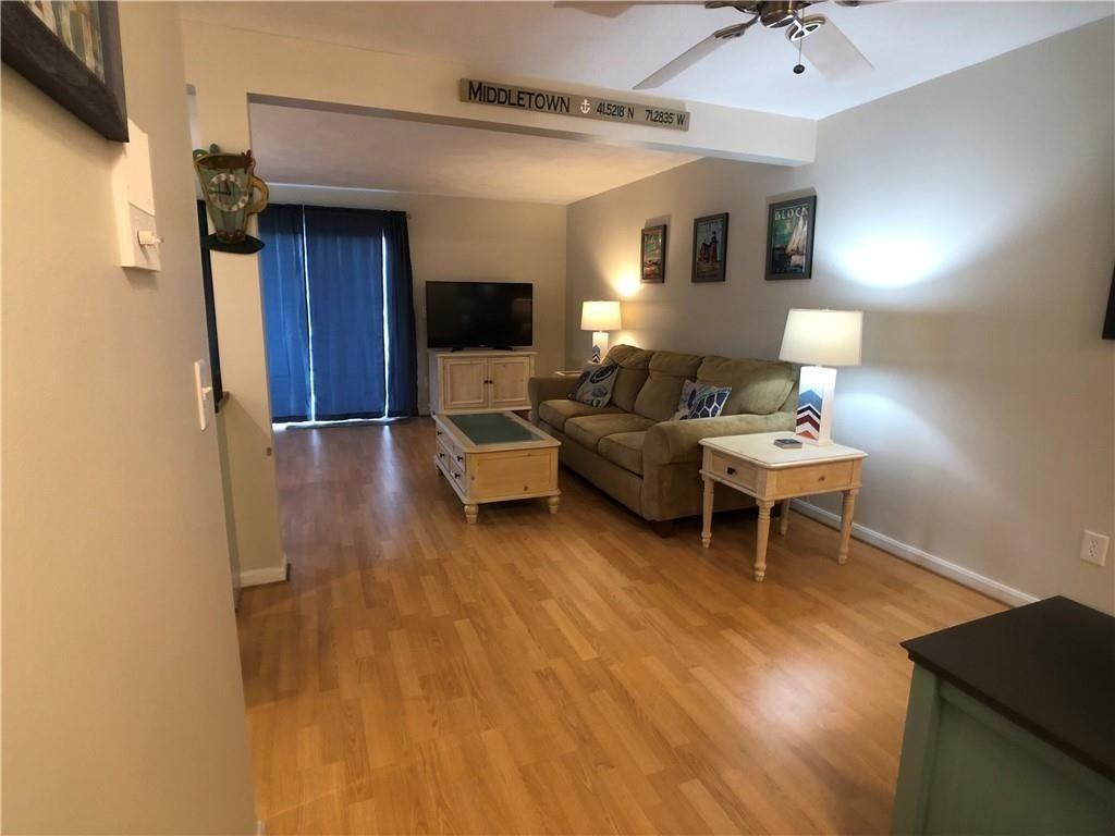 130 Purgatory Rd ##4 - Photo 6 of 8