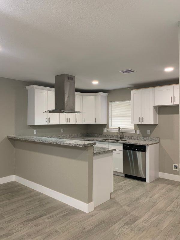 231 Acker St - Photo 3 of 21