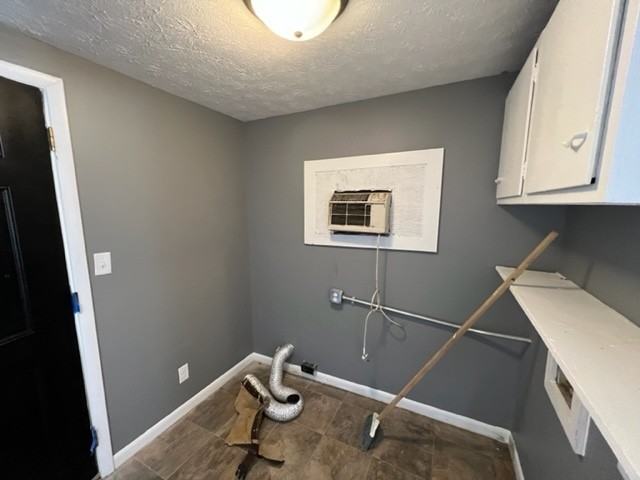 2050 E Hanna Ave #2 - Photo 3 of 31