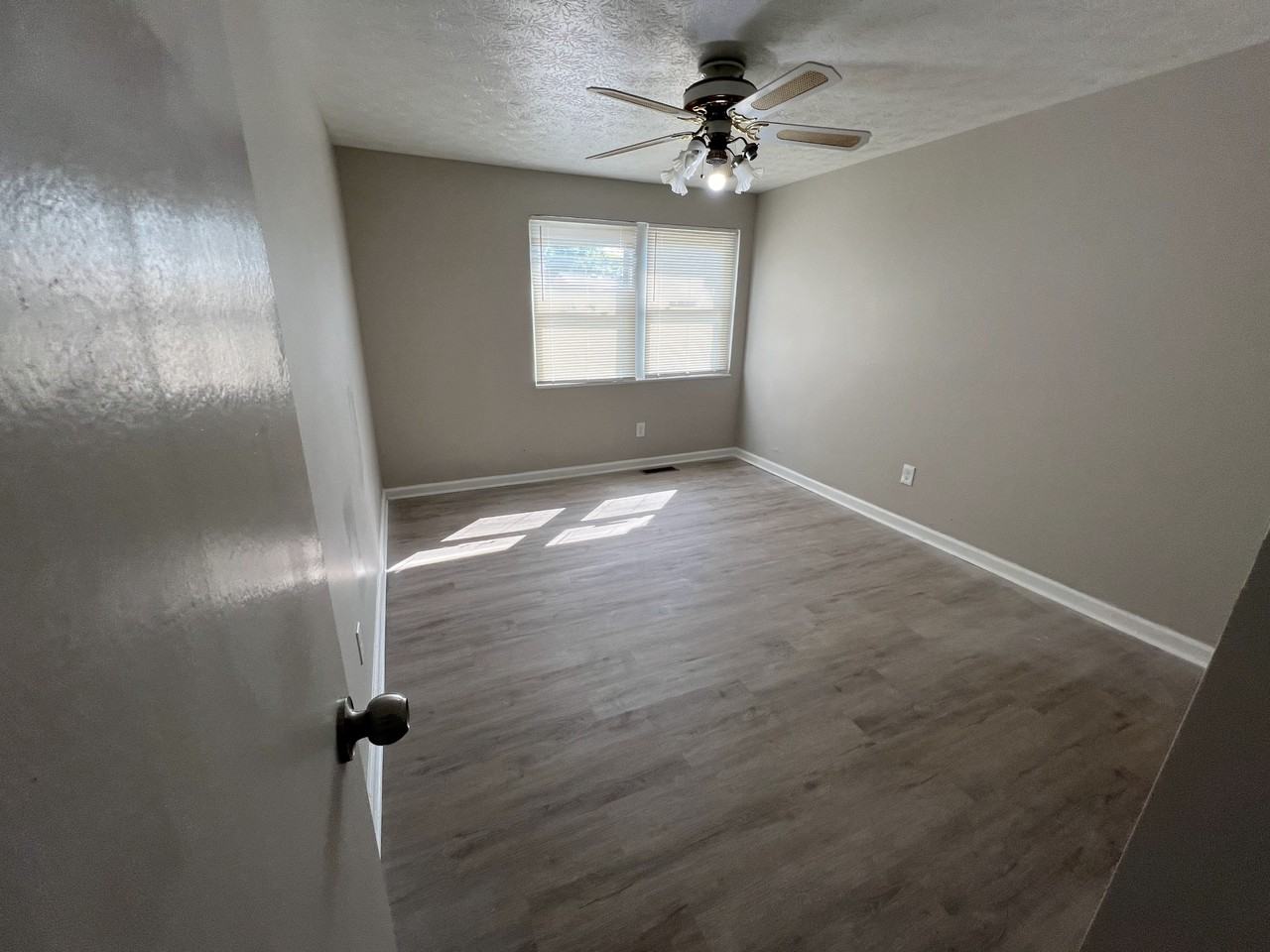 9412 Mount Auburn Ave #1 - Photo 6 of 20