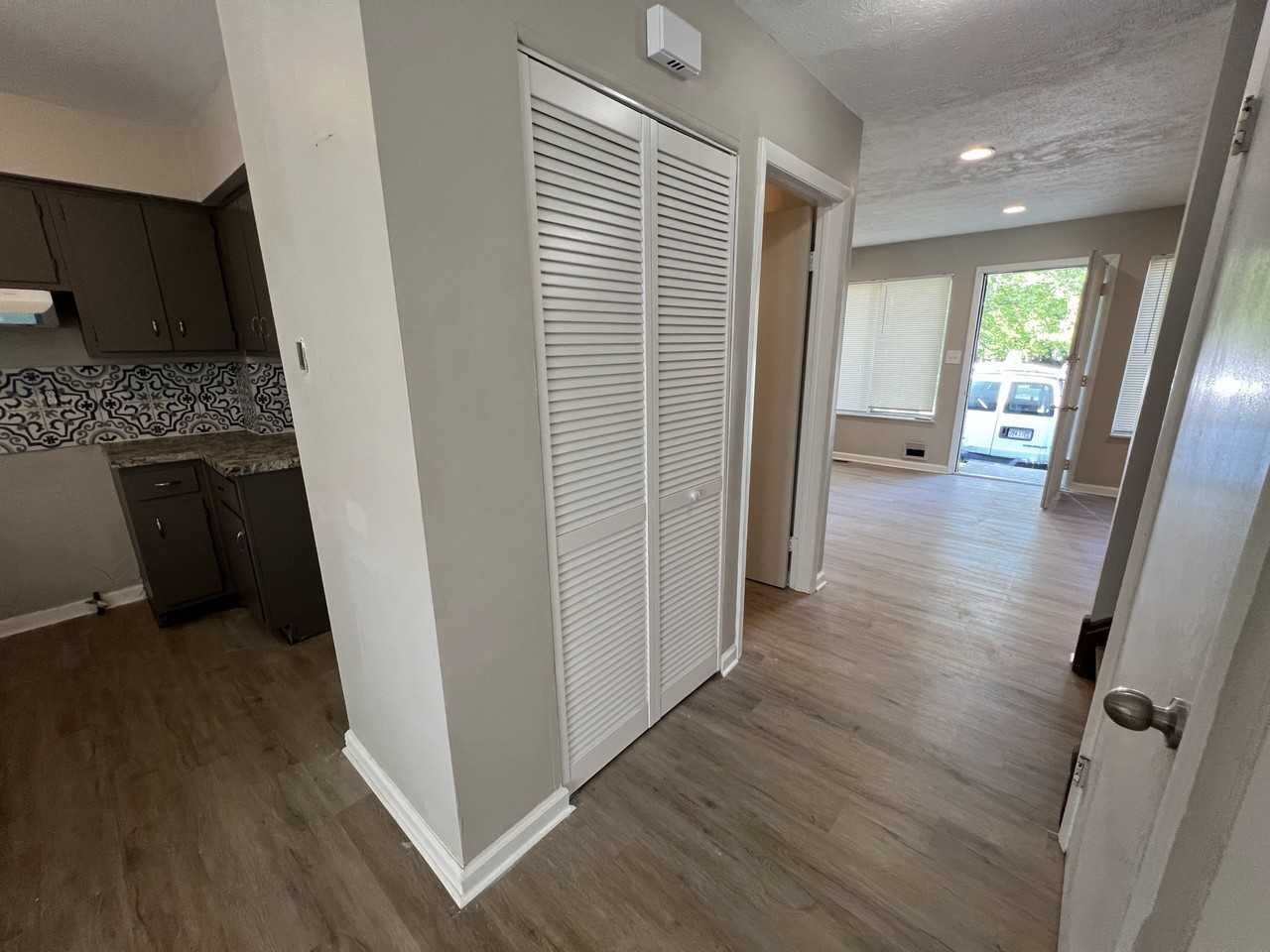 9412 Mount Auburn Ave #1 - Photo 6 of 20