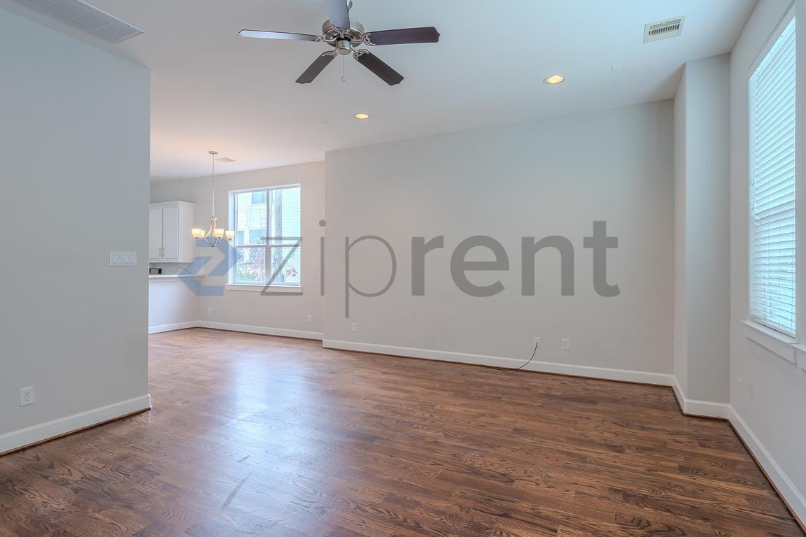 850 W 20th St #850 - Photo 7 of 31