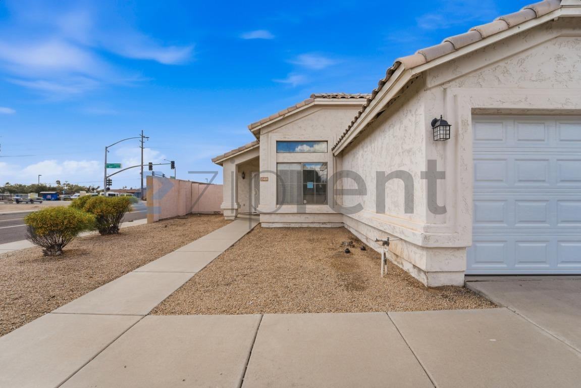 13418 N 82nd Ln - Photo 7 of 42