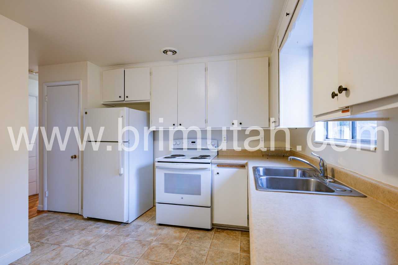 3953 Alberly Way #3953 - Photo 4 of 17