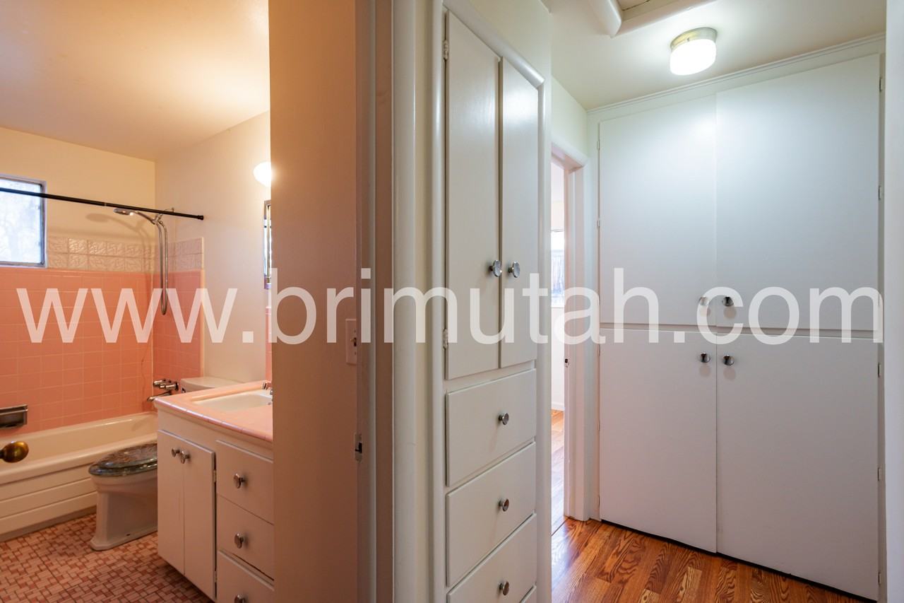 3953 Alberly Way #3953 - Photo 7 of 17