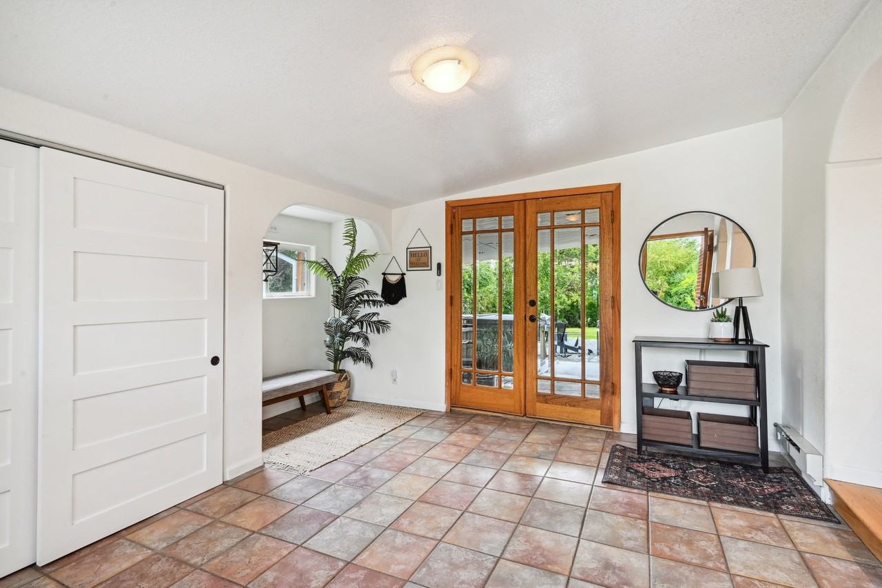 5944 S Milwaukee Way #NA - Photo 2 of 25