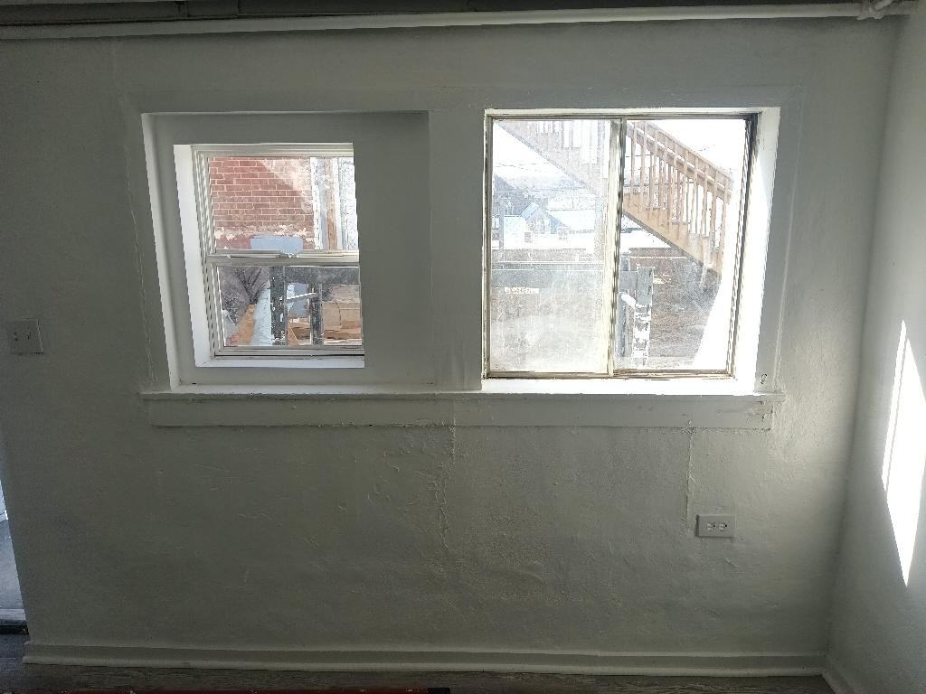 519 1/2 9th St #1 - Photo 3 of 5