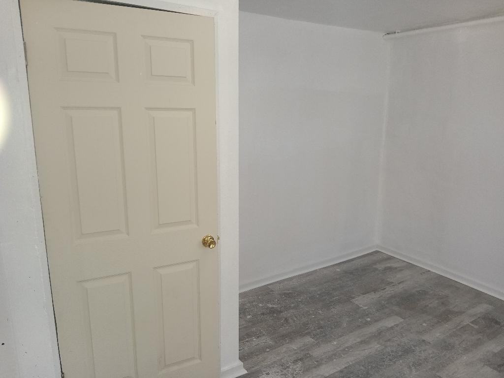 519 1/2 9th St #1 - Photo 5 of 5