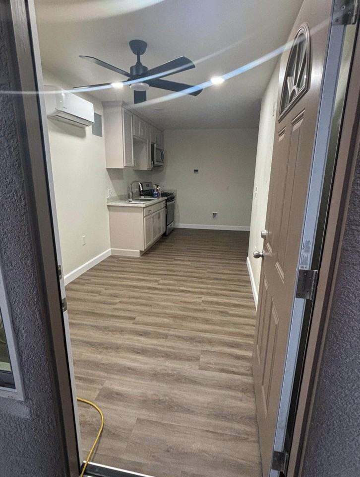 1643 Terra Vista Ln #1641 - Photo 3 of 6