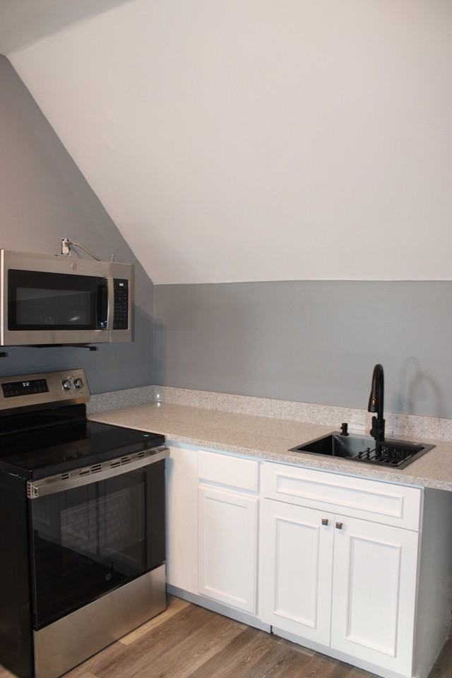 797 Elk Mills Rd #B - Photo 3 of 13