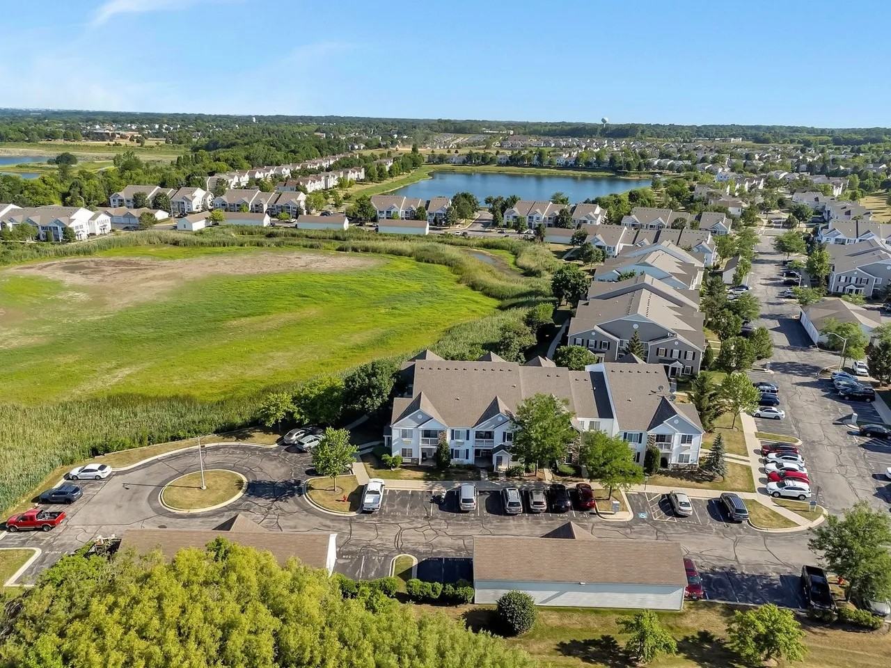 1303 Silverstone Dr #1303 - Photo 3 of 14