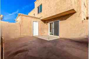 featured image of 4523 E Wood St #4523