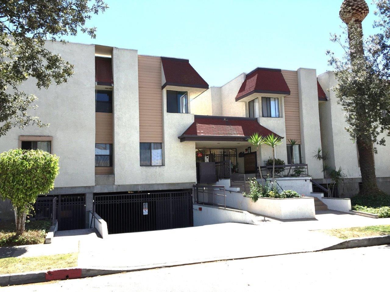 520 W Elk Ave #105 - Photo 2 of 16