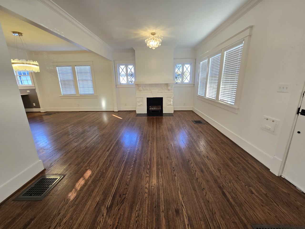 1514 Sweetbriar Ave #NA - Photo 3 of 32