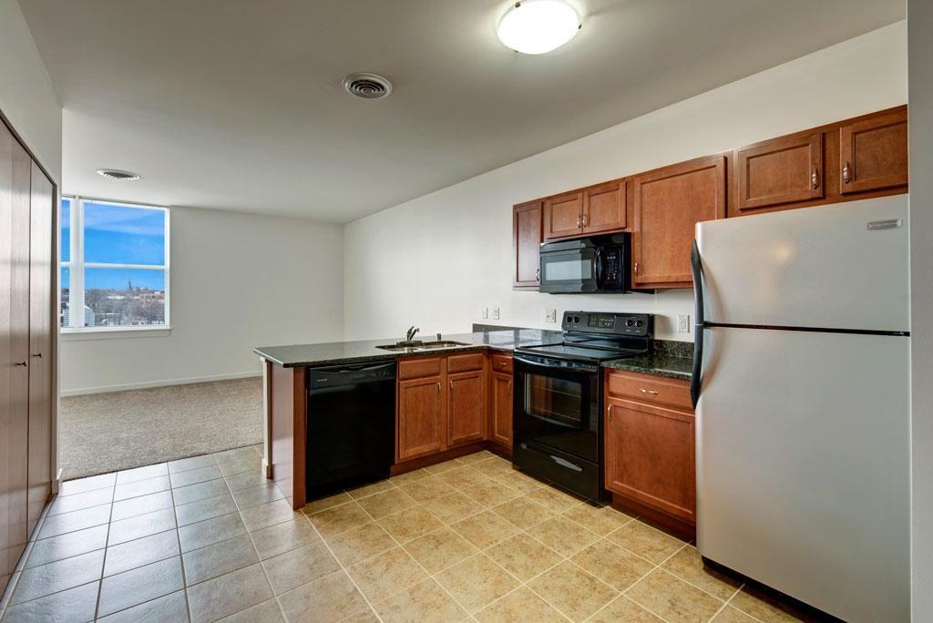 Latitude - Photo 5 of 21