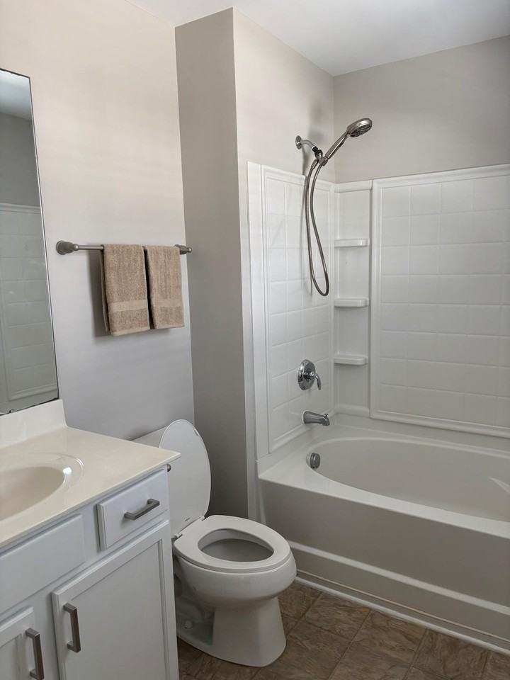 311 Sandy Spring Ln #TH - Photo 6 of 16