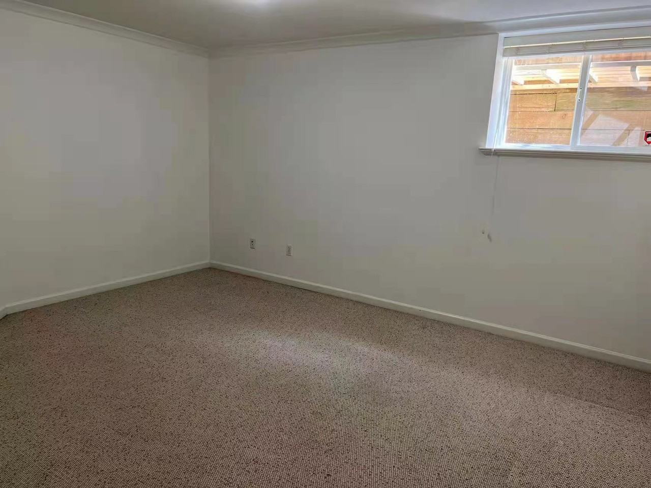 13167 14A Avenue - Photo 7 of 11