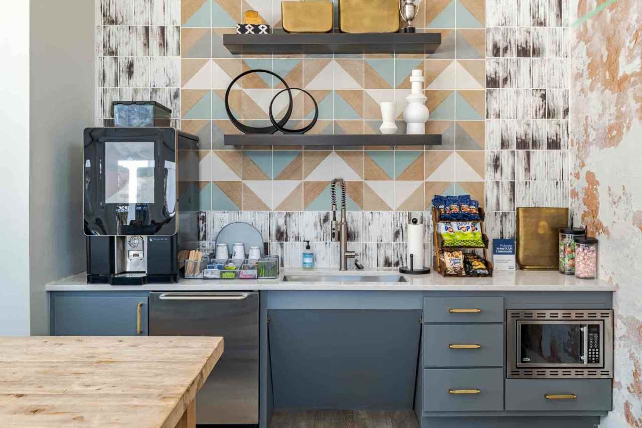 Reserve at Regency Park - Photo 3 of 25