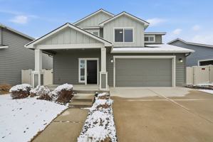 featured image of 2067 W Alsea Loop #1