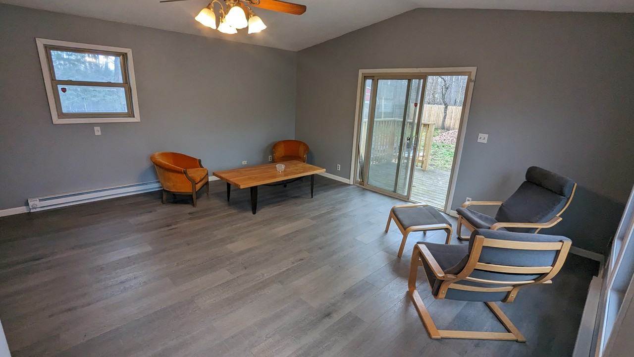 616 White Oak Dr #NA