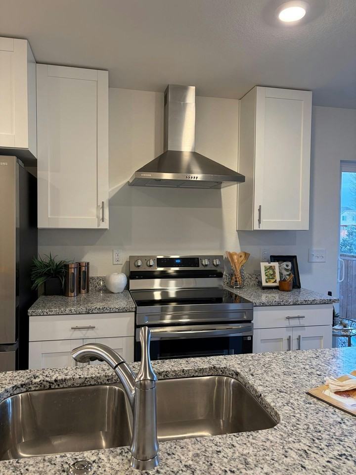 10370 Tucson St - Photo 3 of 15