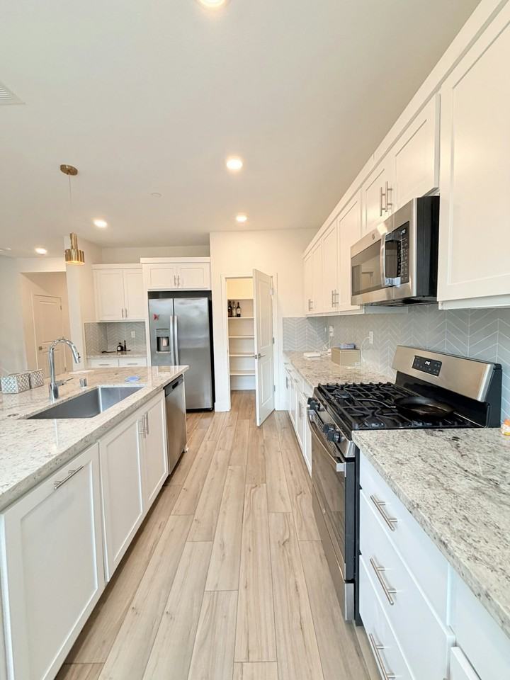 5344 Trimonti Circle - Photo 4 of 23