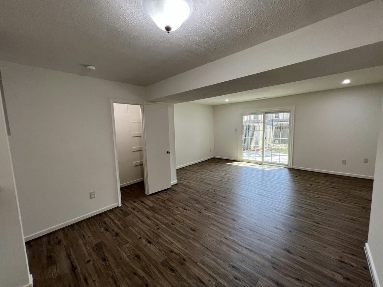 413 Hickorywood Circle - Photo 7 of 26