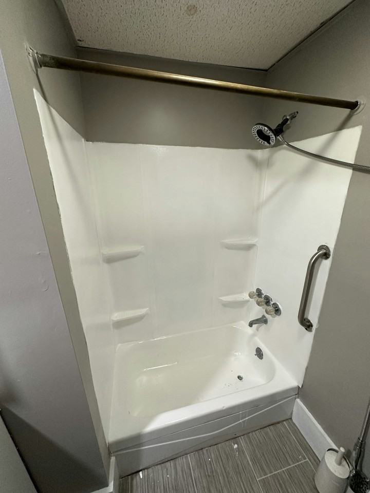 345 Lake Avenue, Unit 6 - Photo 4 of 7