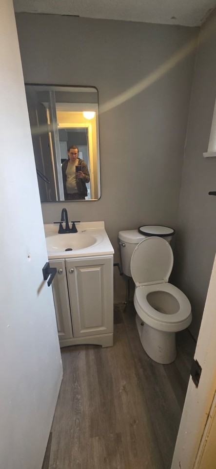 2111 Goodnor Road - Photo 3 of 5