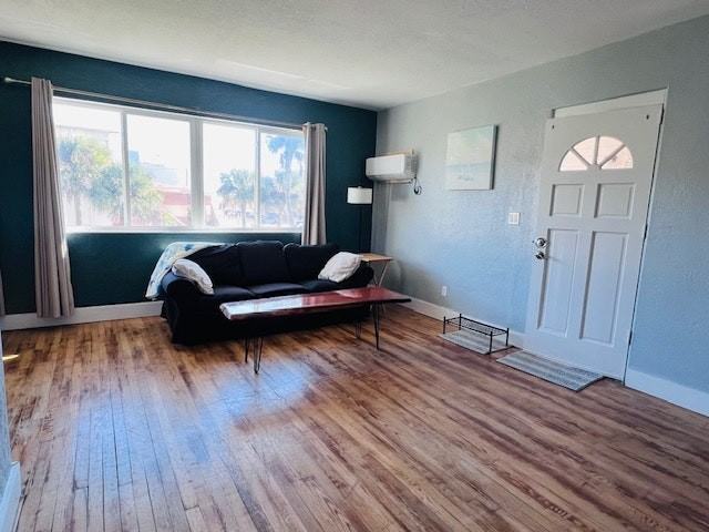 601 University Blvd, Unit 1 - Photo 6 of 10